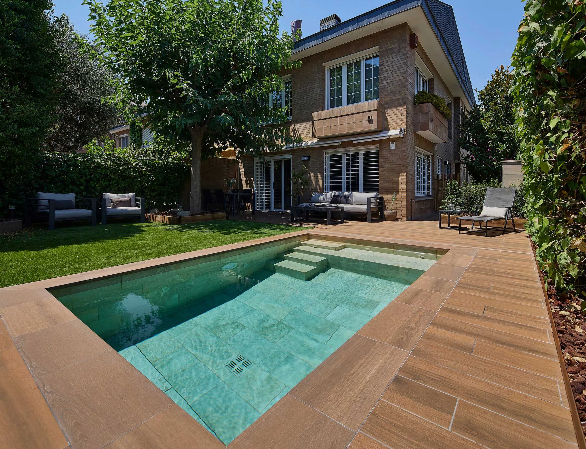 TERRAZA y PLAYA: Alma Forest BORDE: Alma Forest VASO: Pietro Golden