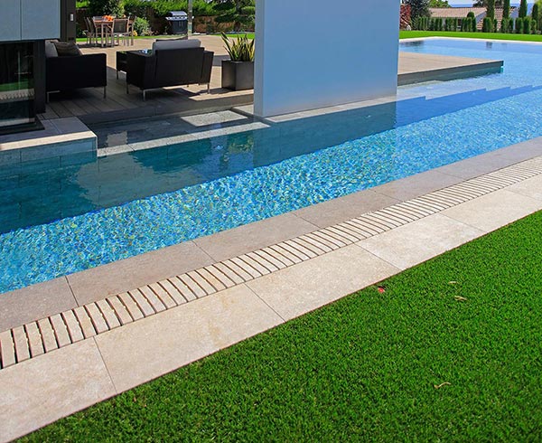 Flex Grid on pools with straight lines