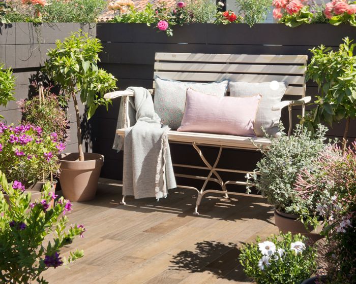 Cómo limpiar el suelo de tu terraza de forma fácil