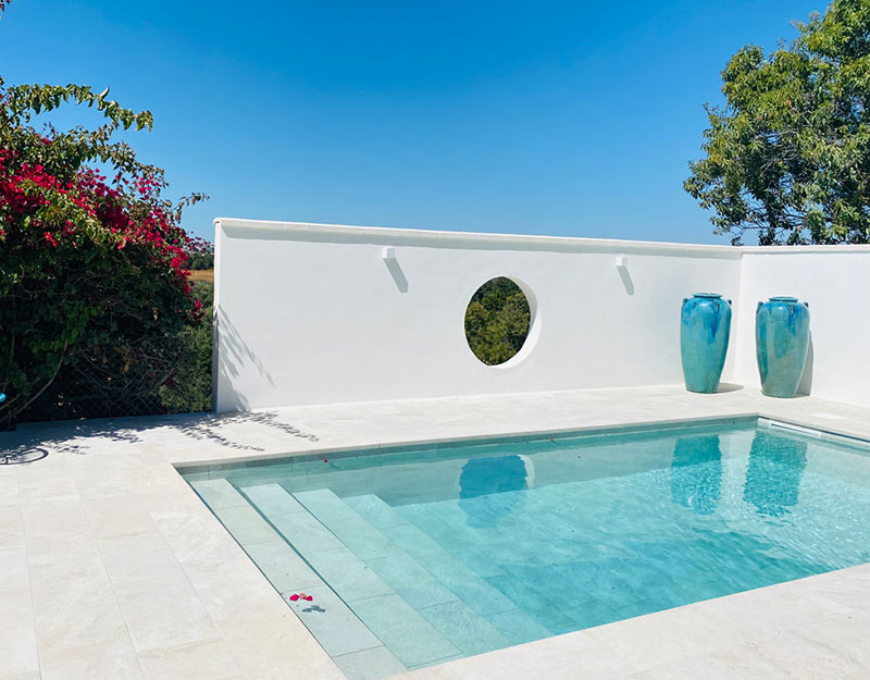 What color will my pool's water be? | Rosa Gres