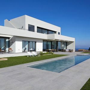 Porcelain stoneware pool Iconic Grey by Rosa Gres