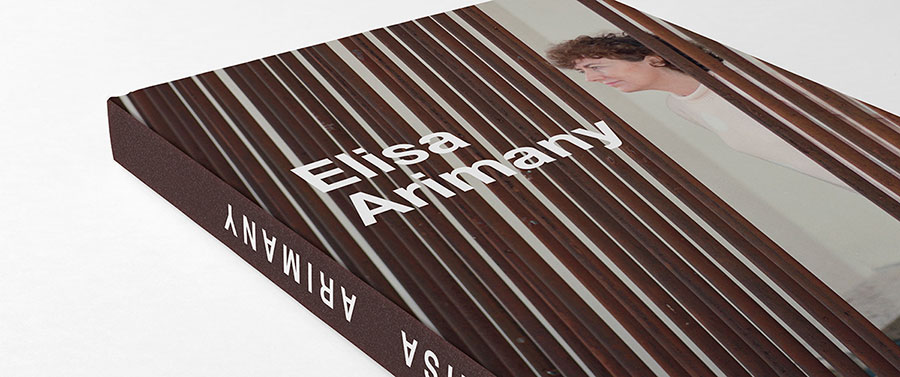 Livre du sculpteur Elisa Arimany