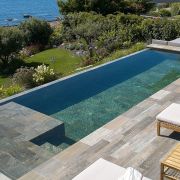 Suelo porcelánico para exterior, piscinas e interiores efecto pizarra. Pietro Dark