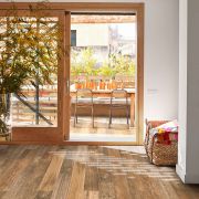 Wood-effect porcelain flooring. Stela Dark