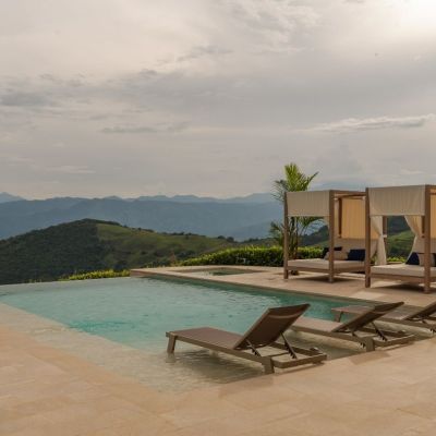 cerámica que consiguen efecto de piscinas color arena